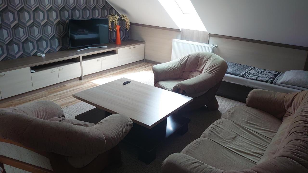 Fitnessfun Bed & Breakfast Krzyz Wielkopolski Luaran gambar